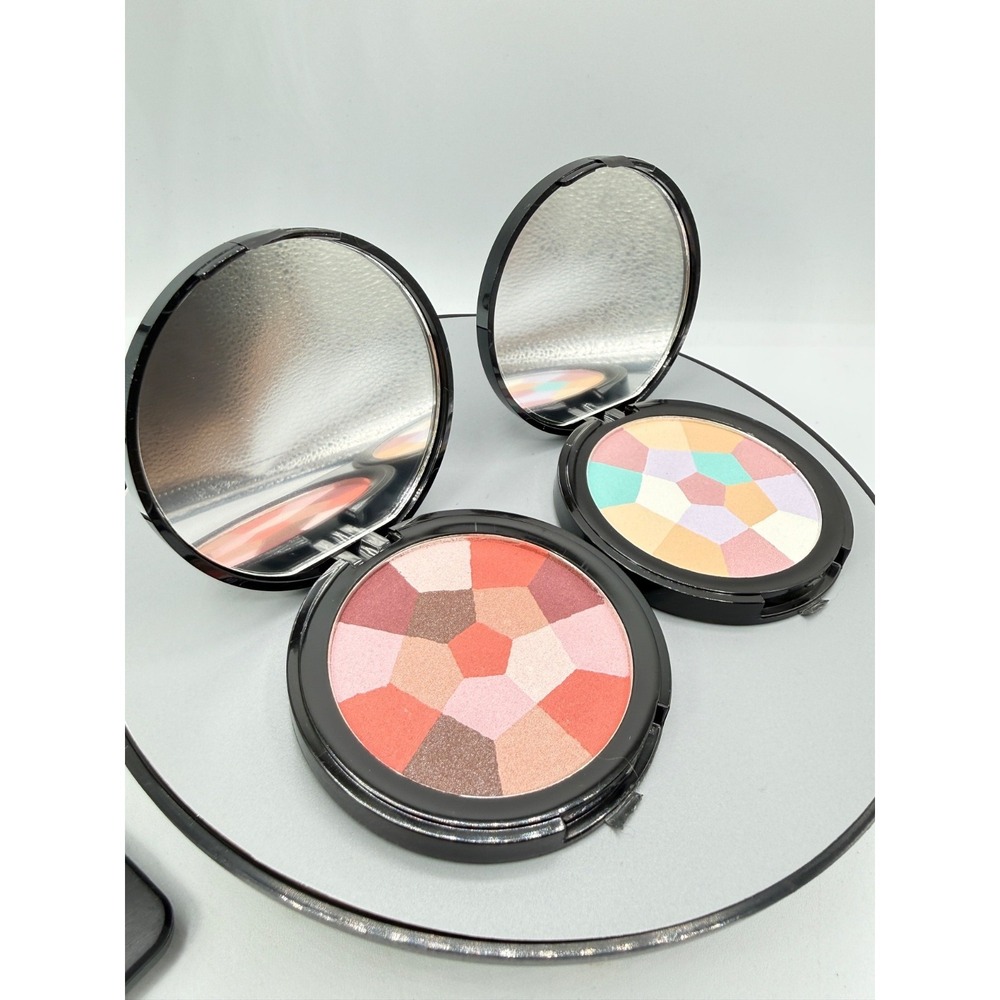 SIGNATURE CLUB A KALEIDOSCOPE BRIGHTENING & FINISHING POWDER & BLUSH SET NEW